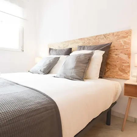 P&P Apartaments Carrera de Capuchinos Màlaga Exterior photo